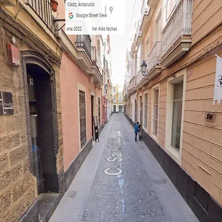 Atico Historico Apartment